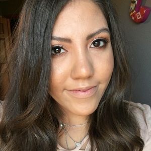 Meet your Posher, Janessa